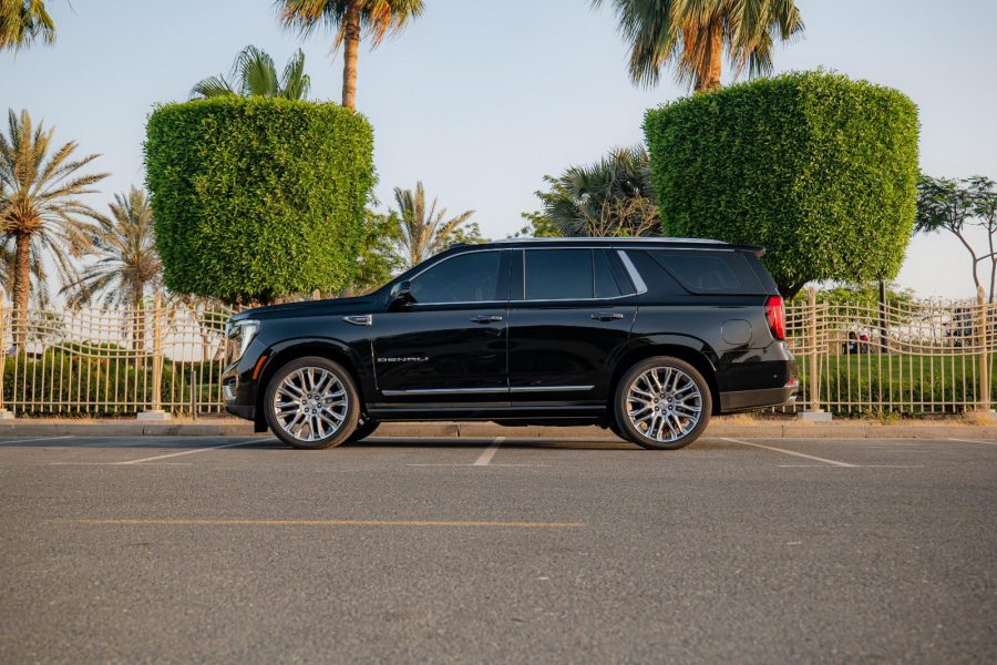 rent GMC Yukon Denali in Dubai