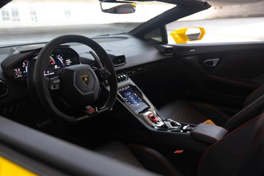 rent Lamborghini Huracan Evo Spyder in Dubai
