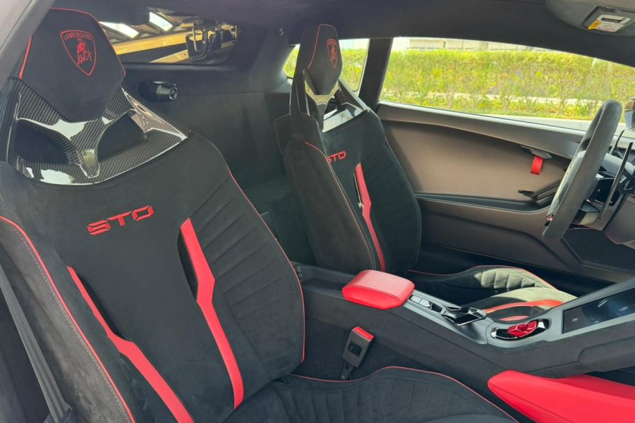 rent Lamborghini Huracan STO in Dubai