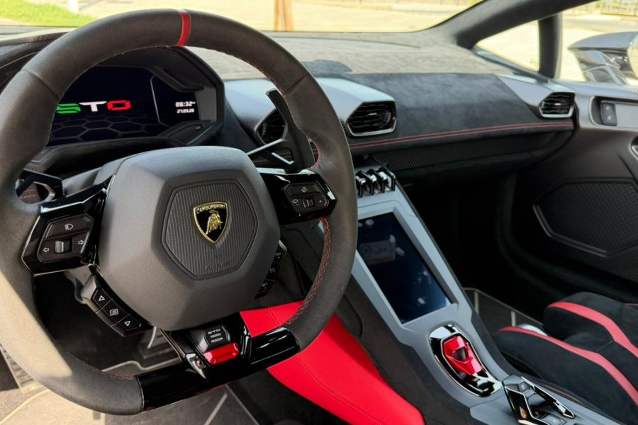 rent Lamborghini Huracan STO in Dubai