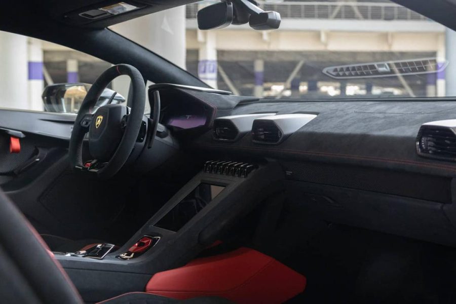 rent Lamborghini Huracan STO in Dubai
