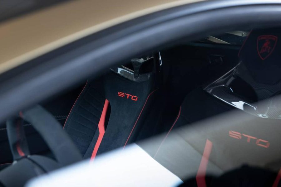 rent Lamborghini Huracan STO in Dubai