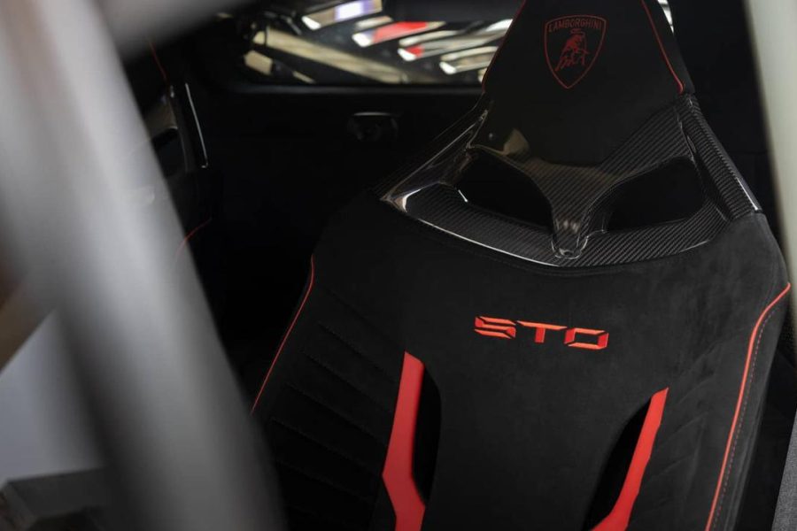 rent Lamborghini Huracan STO in Dubai