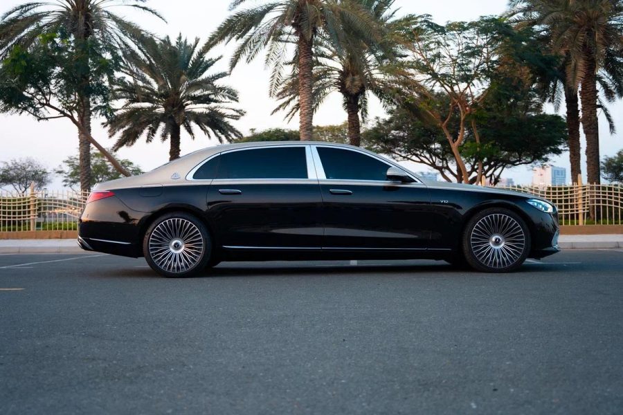 rent Mercedes-Maybach S680 in Dubai