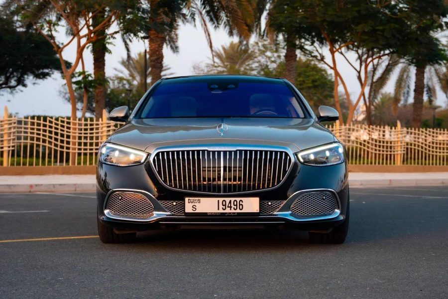 rent Mercedes-Maybach S680 in Dubai