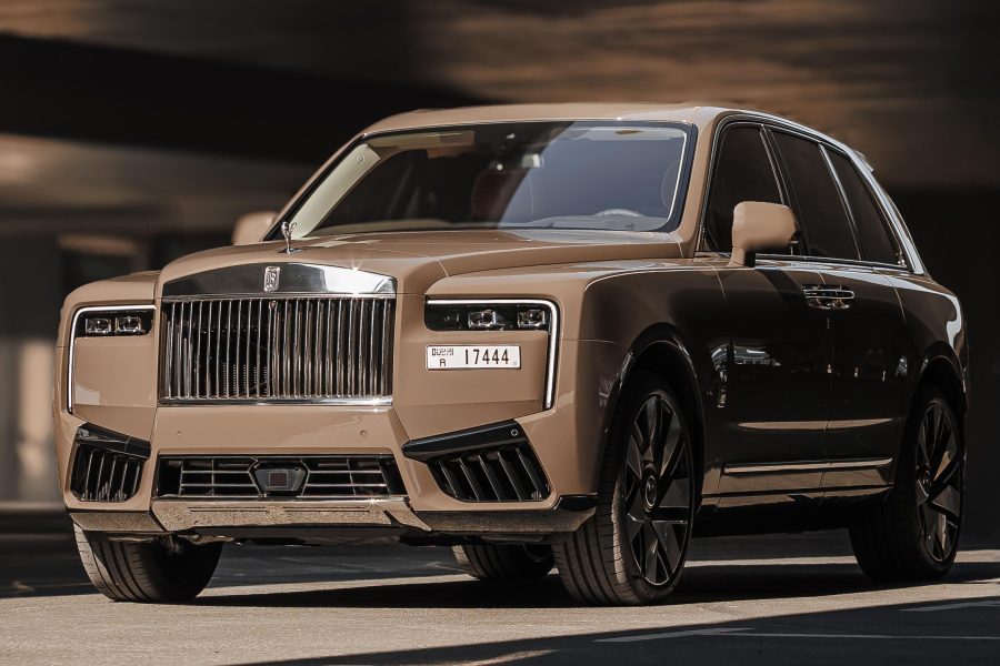 rent Rolls Royce Cullinan 2025 in Dubai