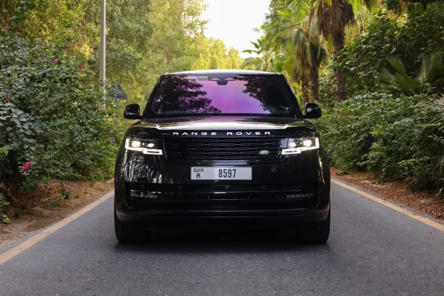 Rent Range Rover Vogue Autobiography in Dubai