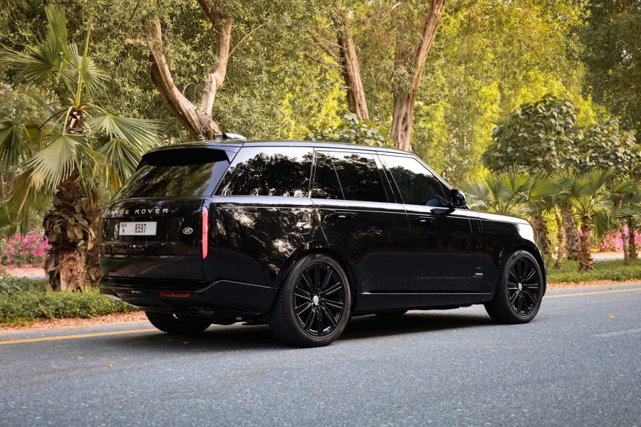 Hire Range Rover Vogue Autobiography With Driver