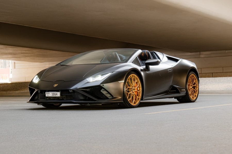rent Lamborghini Huracan Evo Spyder without deposit in Dubai