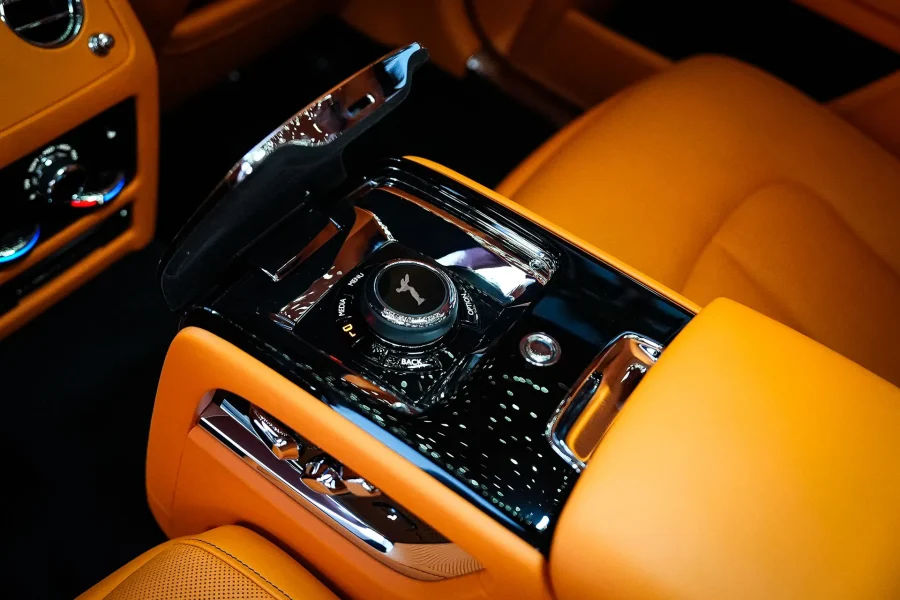 Rent Rolls-Royce Ghost Mansory in Dubai