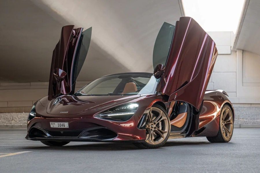 rent McLaren 720S in Dubai
