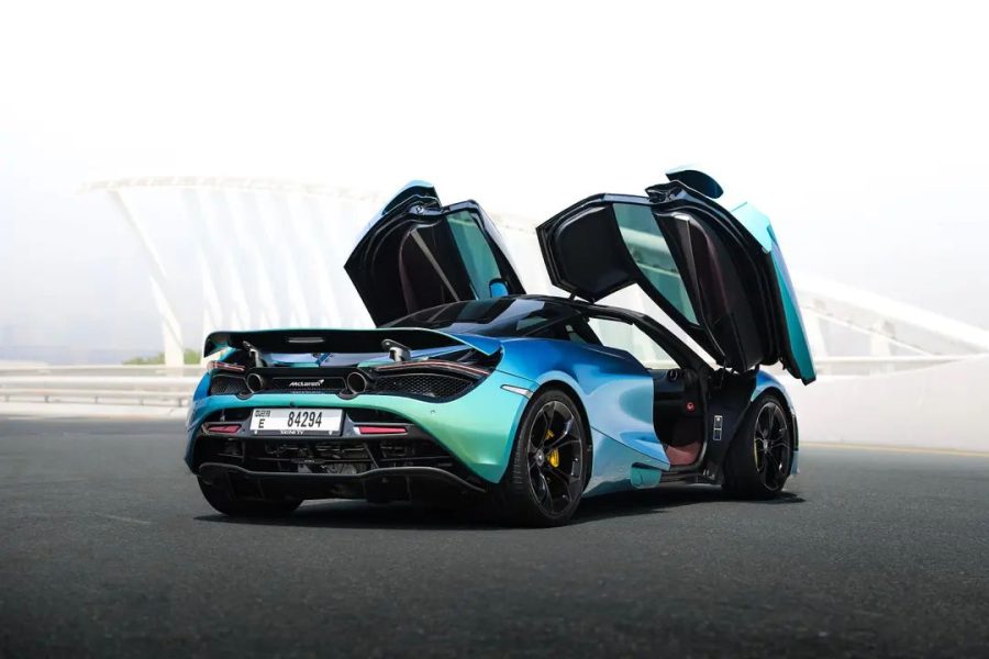 rent McLaren 720S in Dubai
