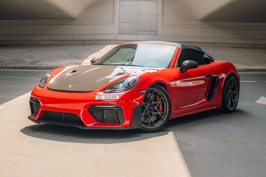 Porsche 718 Spyder RS Dubai