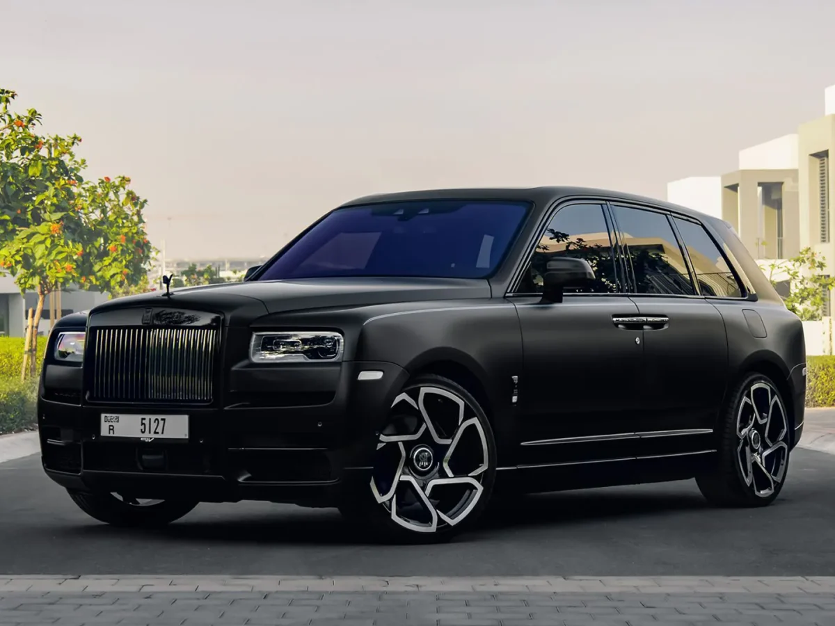 Прокат Rolls-Royce Cullinan с водителем — GMZ Прокат автомобилей