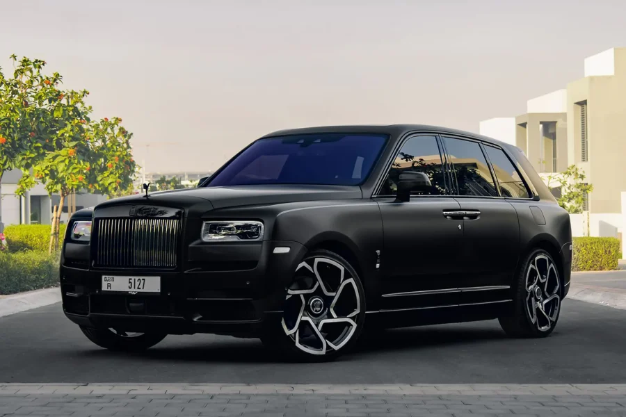 Hire Rolls-Royce Cullinan with Driver