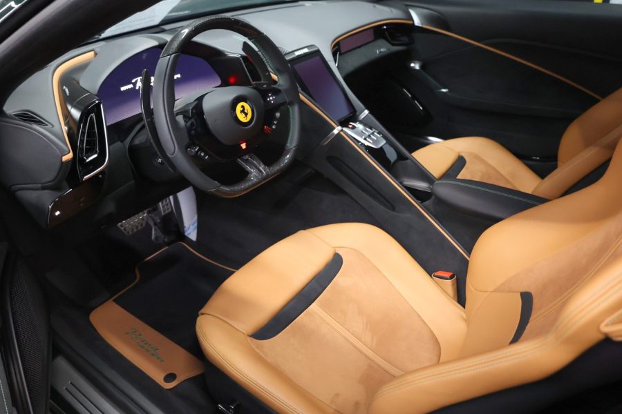 rent Ferrari Roma Spider in Dubai