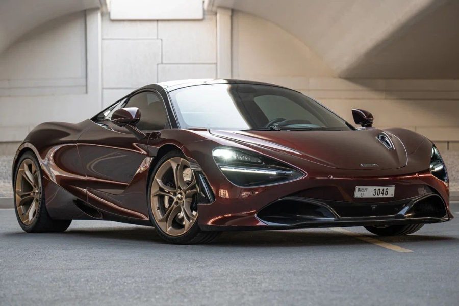 rent McLaren 720S in Dubai