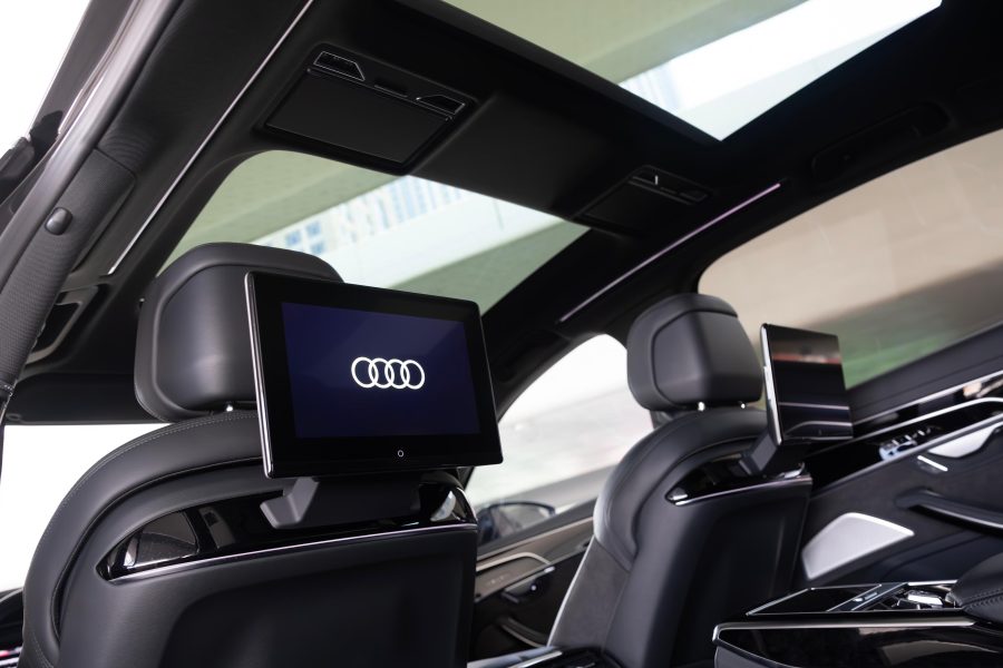 rent Audi A8L in Dubai