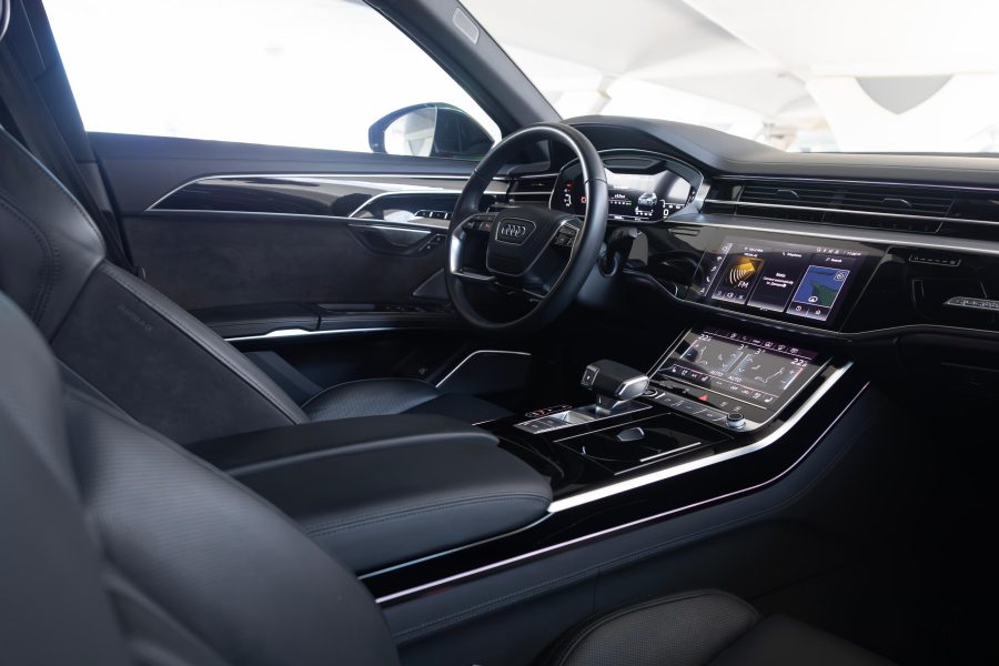rent Audi A8L in Dubai