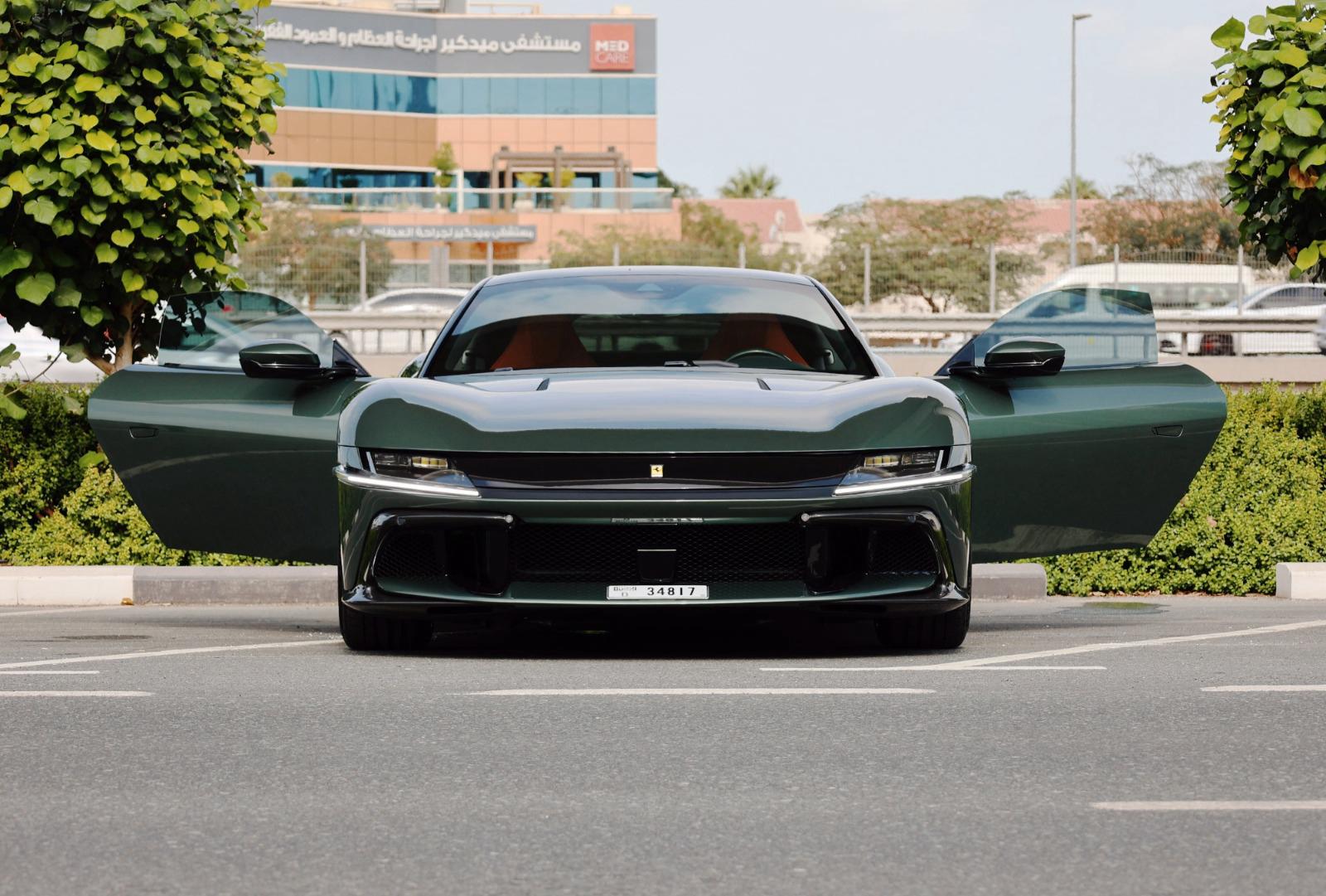 Ferrari 12Cilindri for rent