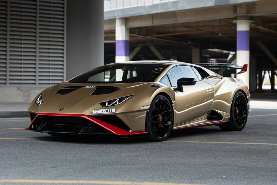 Hire Lamborghini Huracan STO in Dubai