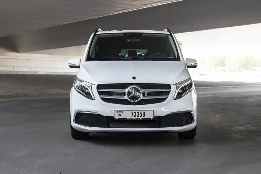Rent Mercedes-Benz V250 White
