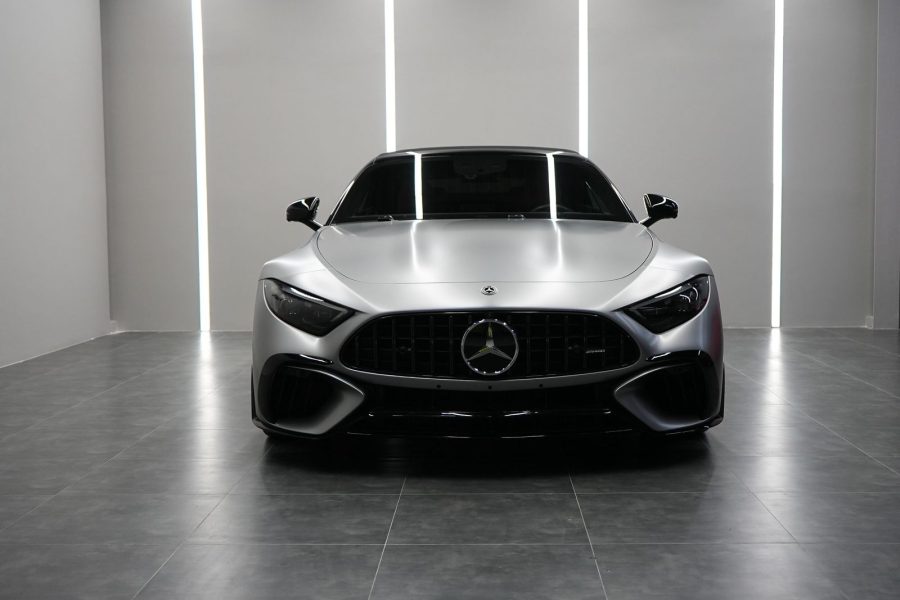 rent Mercedes-AMG SL63 in Dubai