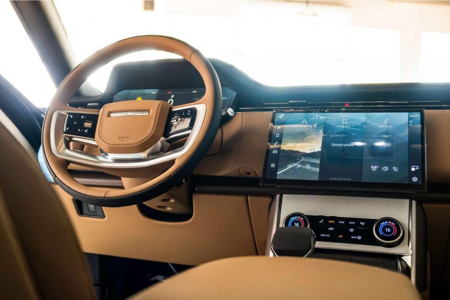 rent Range Rover Vogue in Dubai