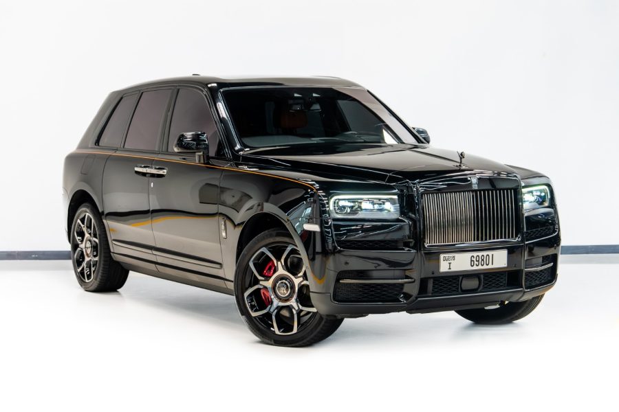rent Rolls-Royce Cullinan Black Badge in Dubai