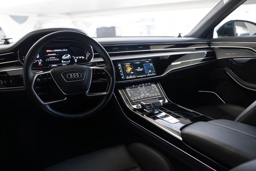 rent Audi A8L in Dubai