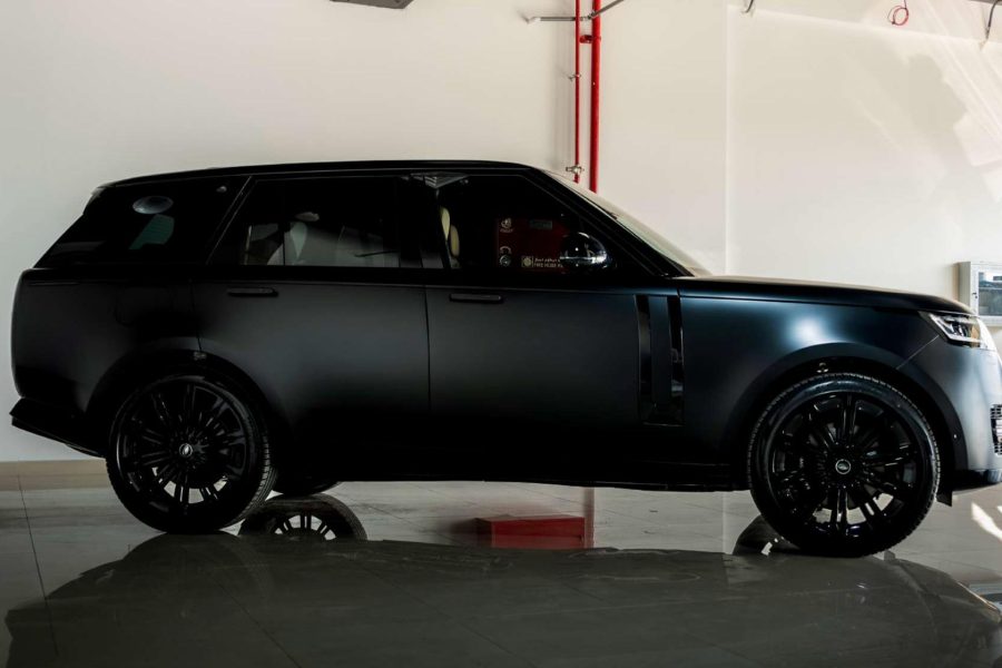 rent Range Rover Vogue in Dubai