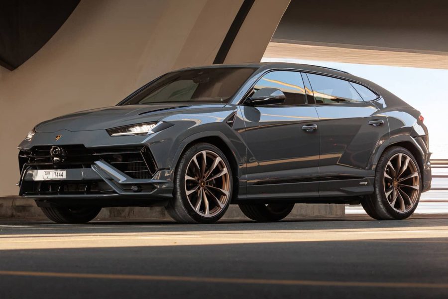 rent Lamborghini Urus S in Dubai
