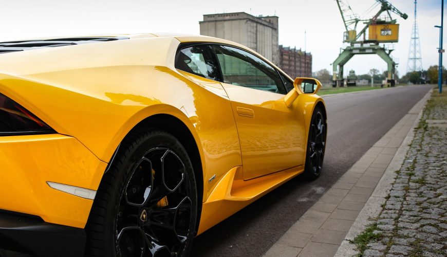 Lamborghini Huracan in Dubai