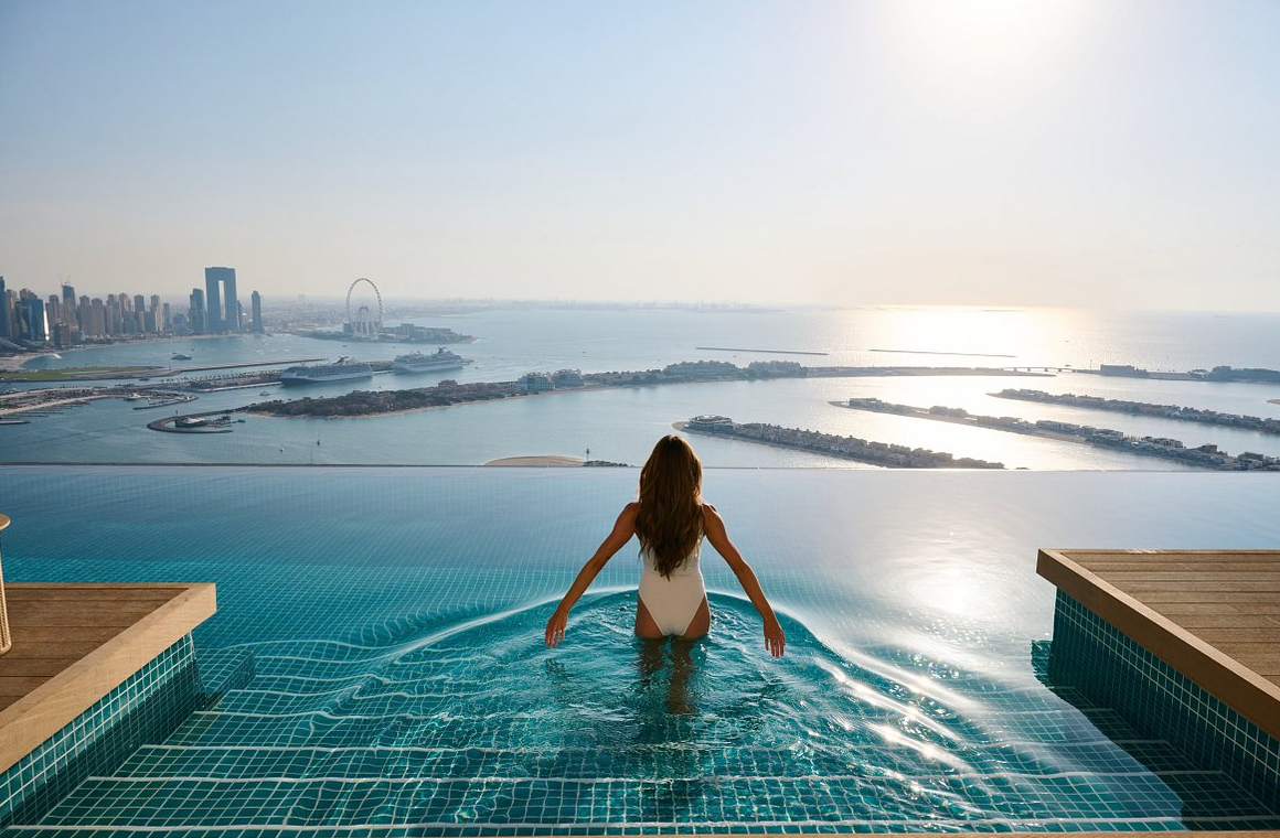 Aura Sky Pool in dubai