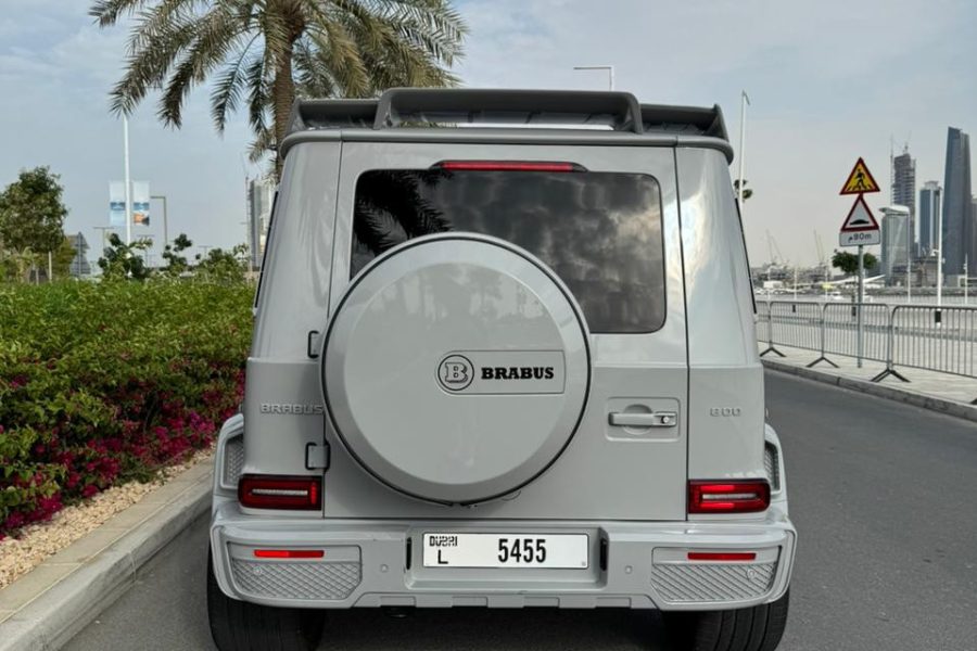 rent Mercedes Brabus G800 in Dubai
