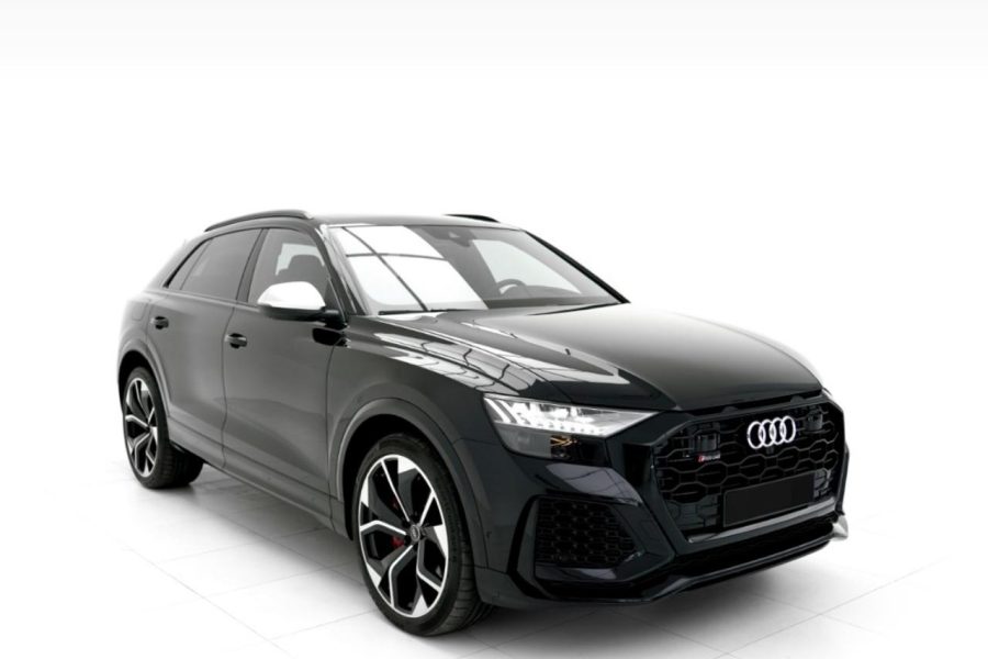 Rent Audi RSQ8