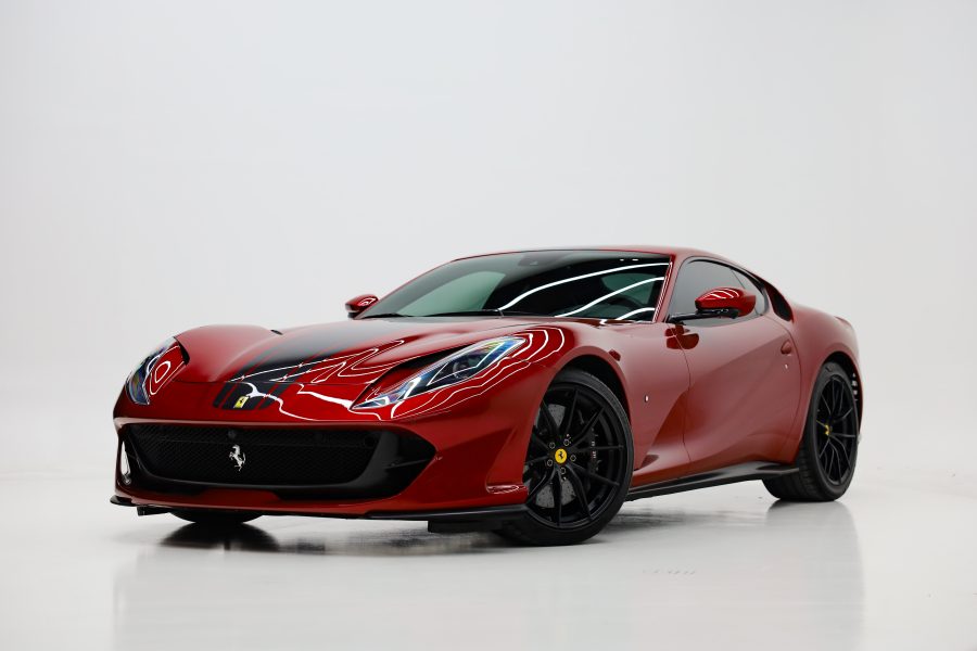 Rent Ferrari 812 Superfast