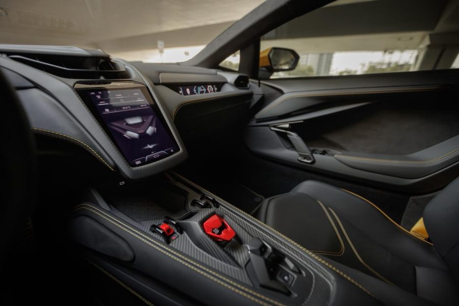 rent Lamborghini Revuelto in Dubai