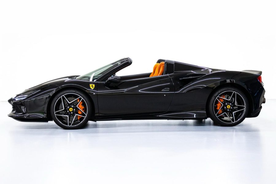 rent Ferrari F8 Spider in Dubai