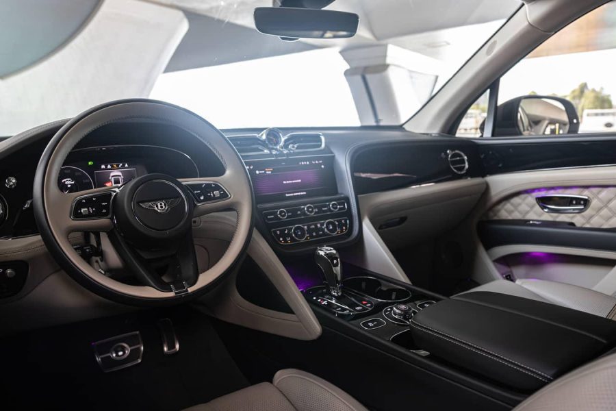 rent Bentley Bentayga in Dubai