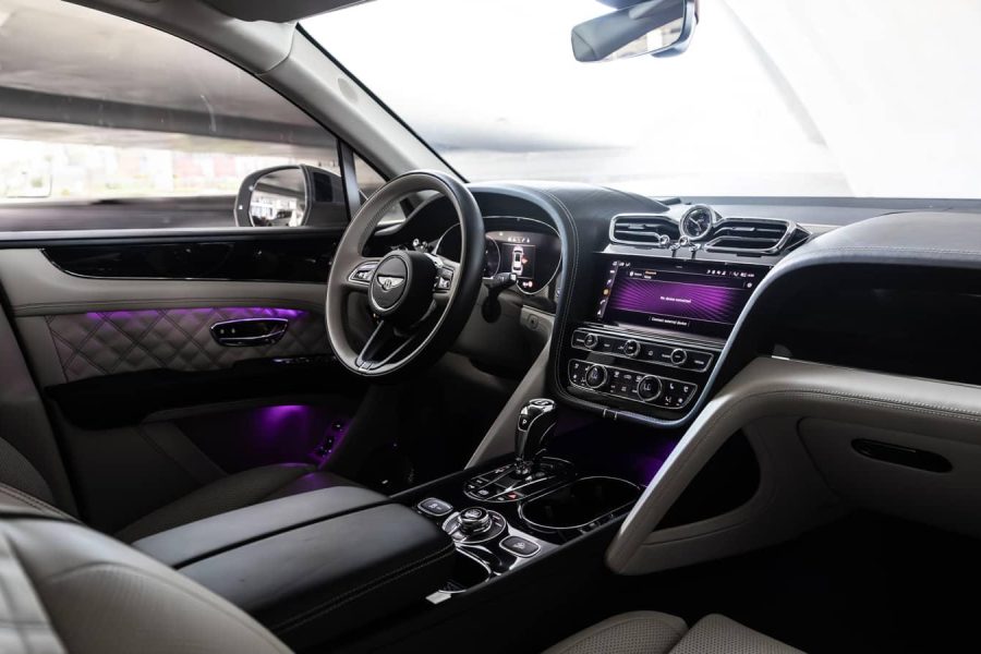 rent Bentley Bentayga in Dubai