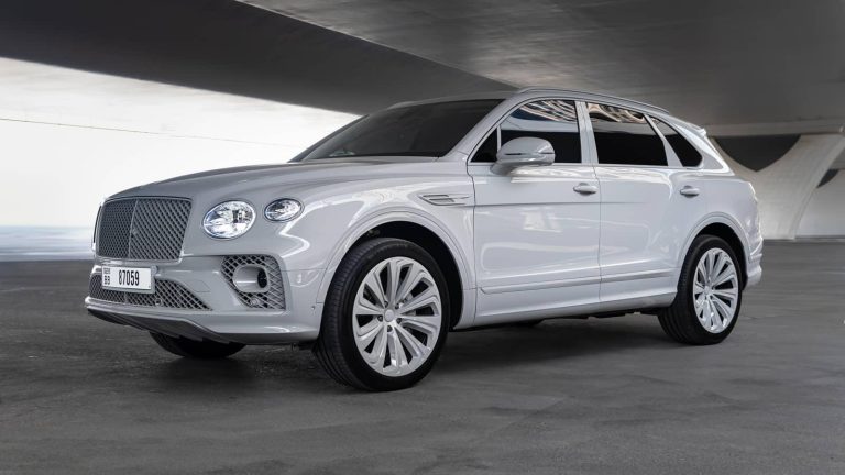 rent Bentley Bentayga in Dubai