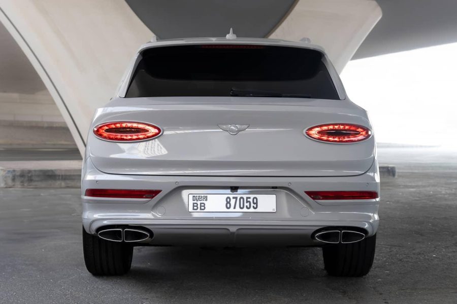 rent Bentley Bentayga in Dubai